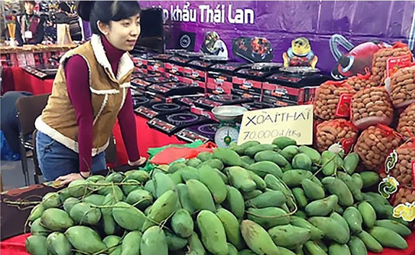 Thailand tries 2-prong strategy to get perishables to China